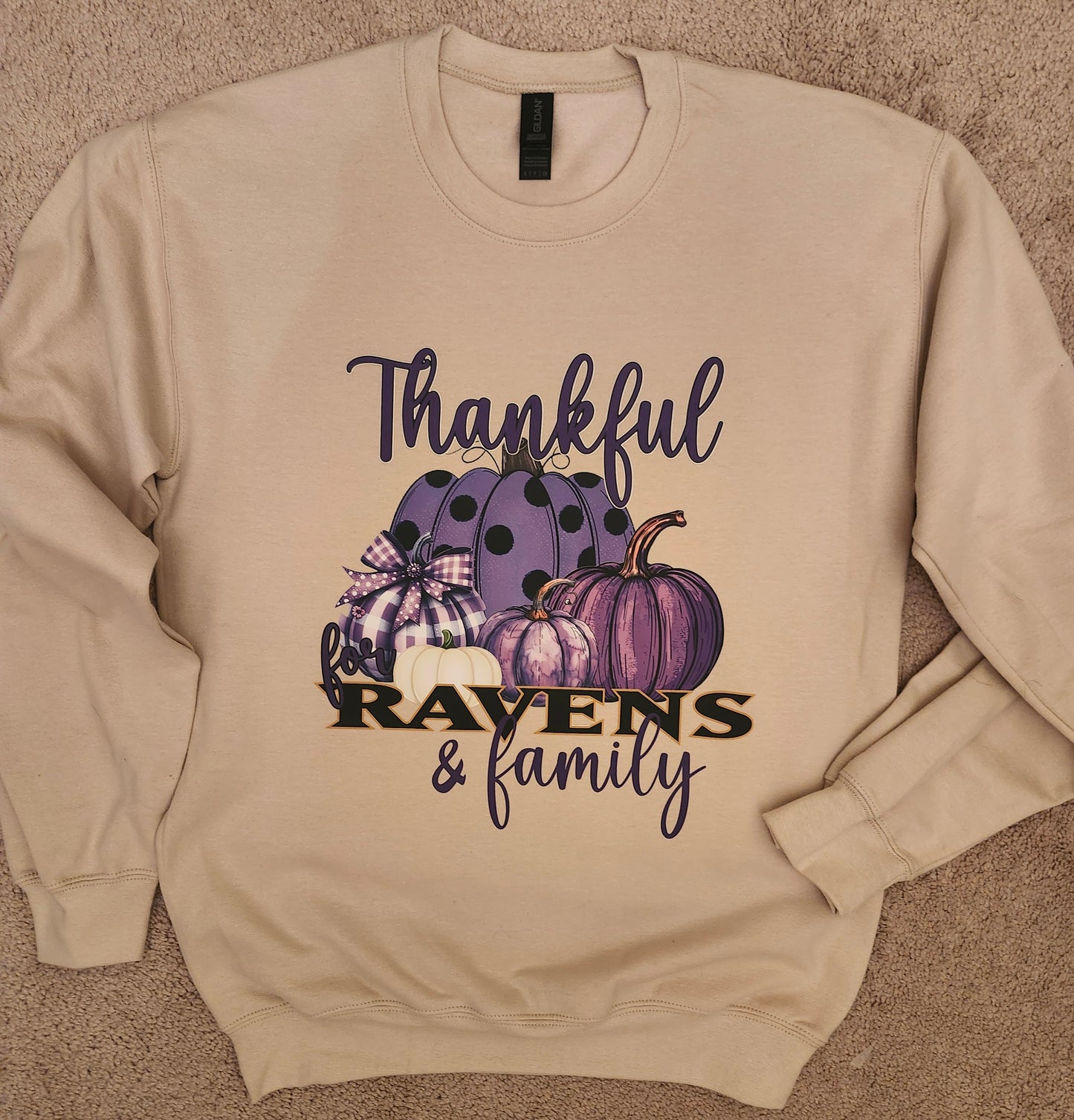 Crew Neck Thankful Sweatshirt