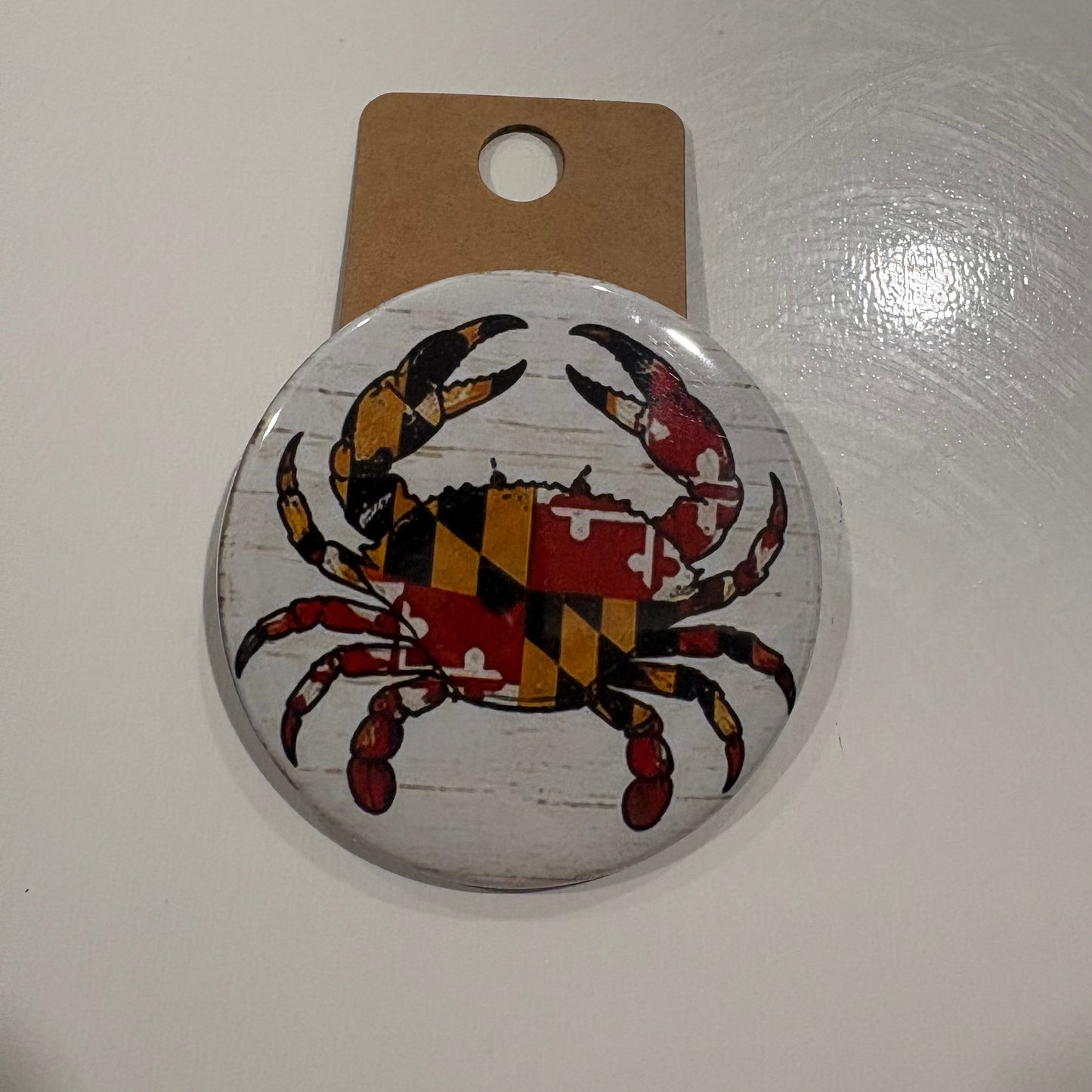 Crab Outline Flag - 2.5” Pin