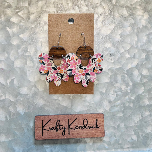 Pink floral Scalloped Dangle Earrings