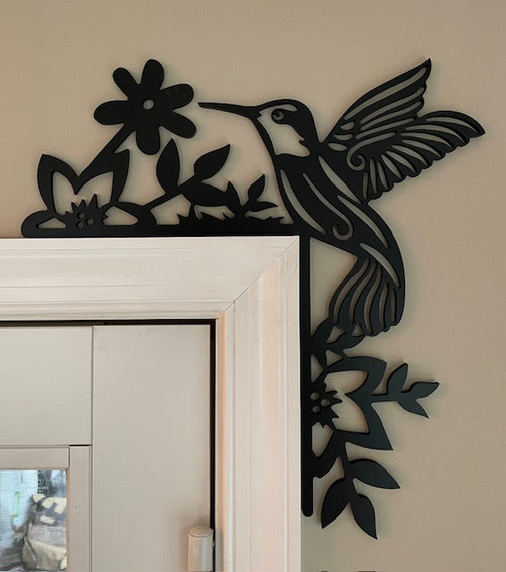 Hummingbird Door Corner