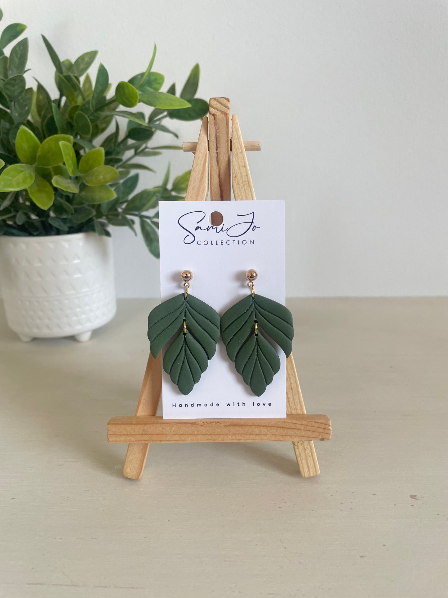 Cora Dangles