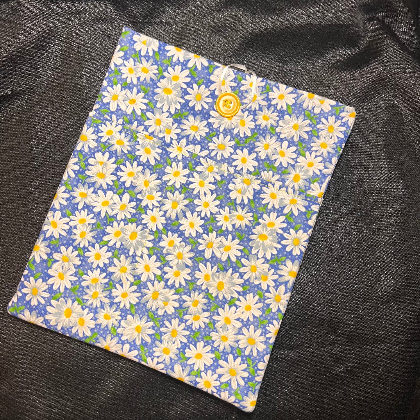 Daisy Dreams Book Sleeves