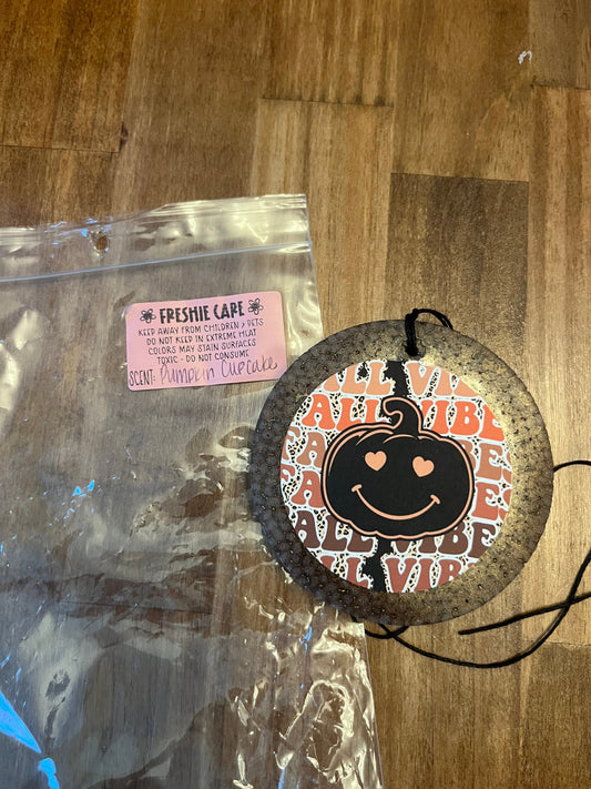 Fall Vibes Pumpkin Round-Pumpkin Cupcake