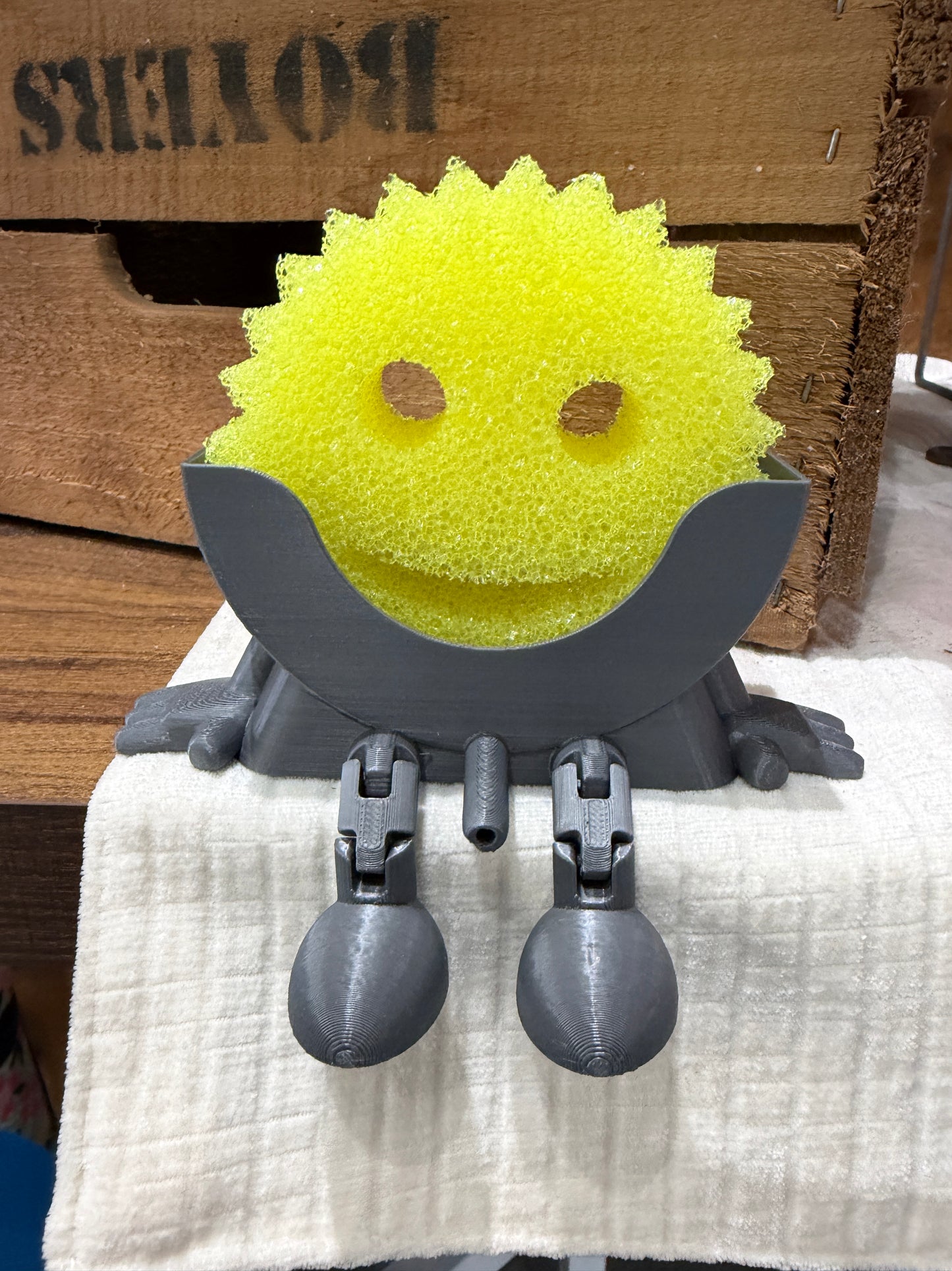 Scrub Daddy Holder (sponge not included)