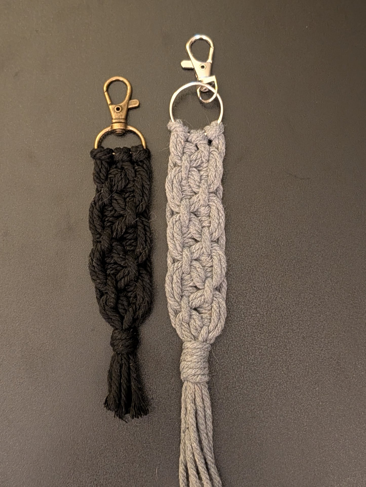 Macrame Alternate Wave Keychain