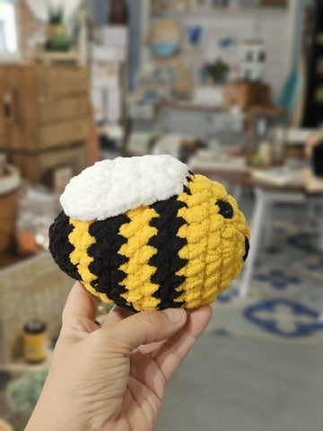 Bee Crochet