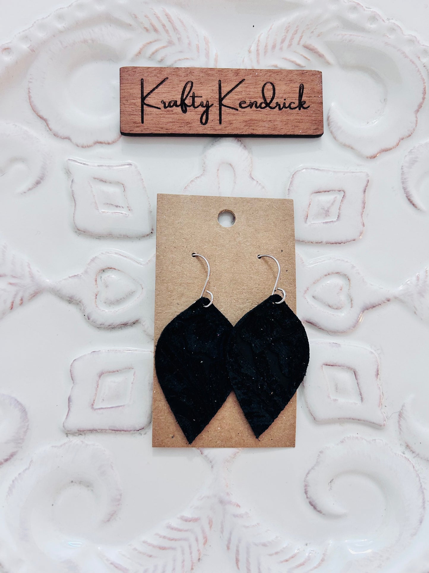 Black textured earrings