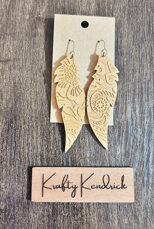 Long feather Dangle earrings