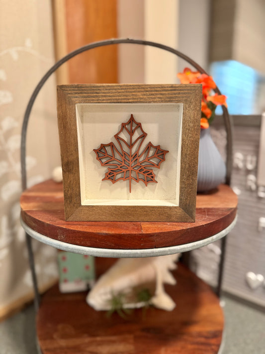 5x5 Maple Leaf Sign