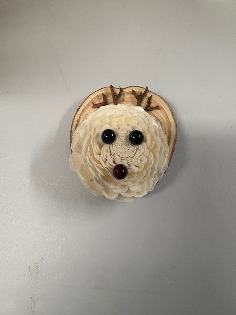 Reindeer Wood Flower Magnet