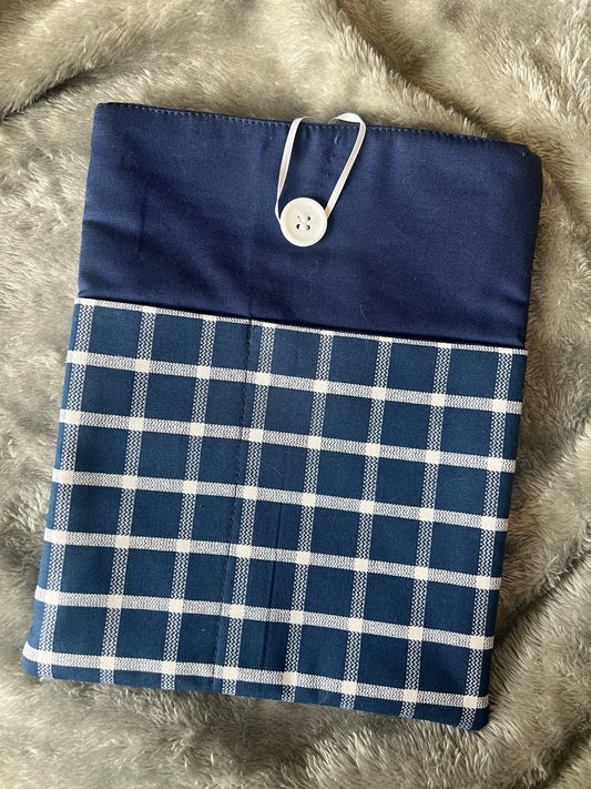 Plaid Book Sleeve