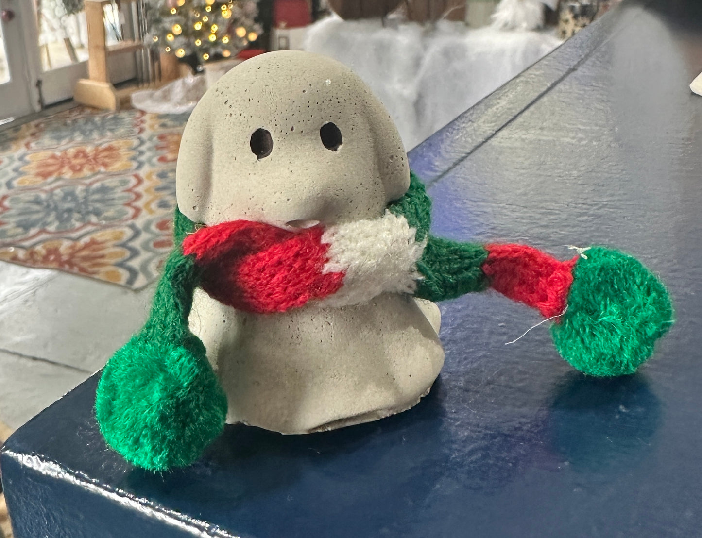 Cat & Dog figurine with scarf