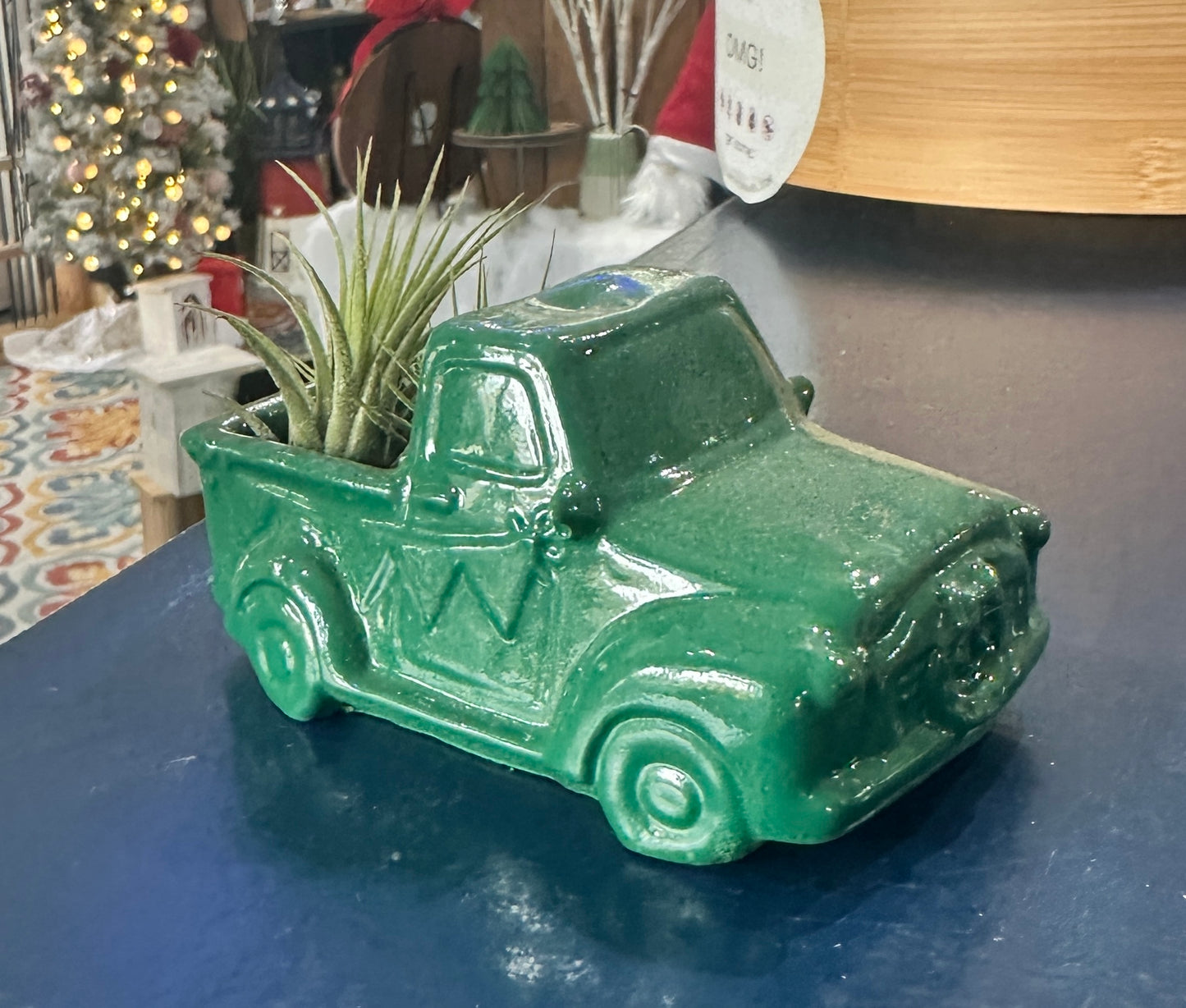 Cassic pick-up truck air plant holder