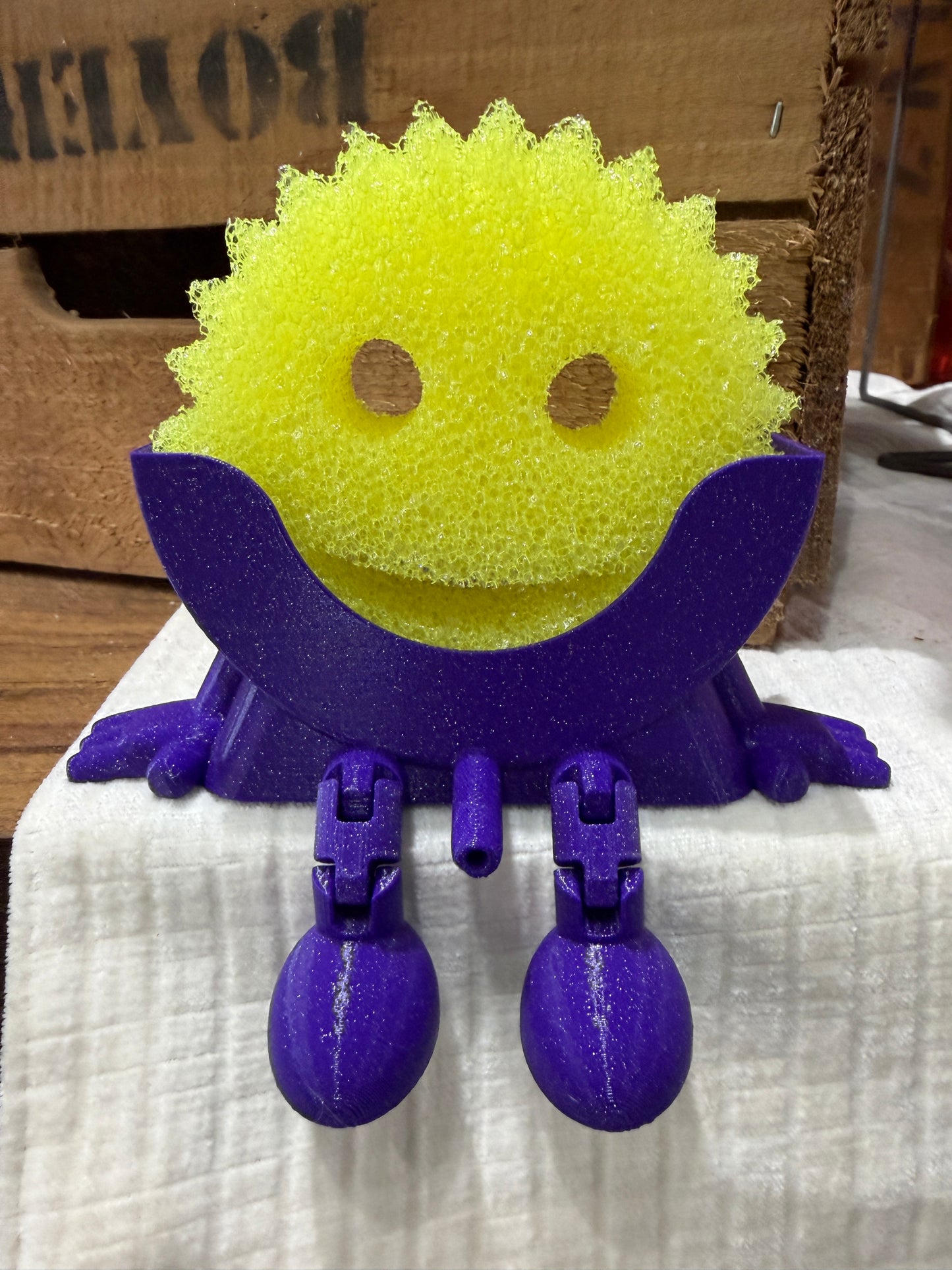 Scrub Daddy Holder (sponge not included)