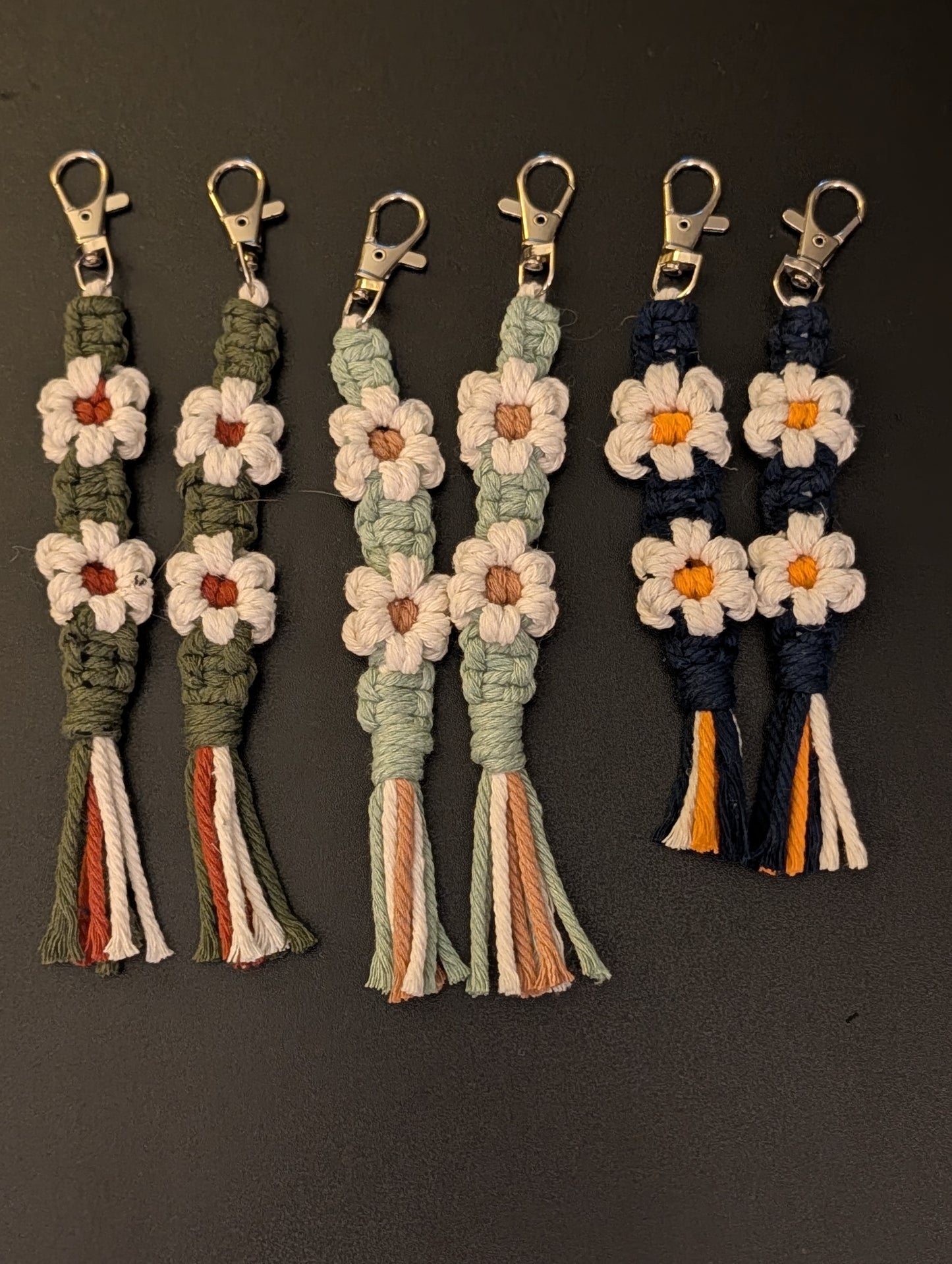 Daisy Macrame Key Chain