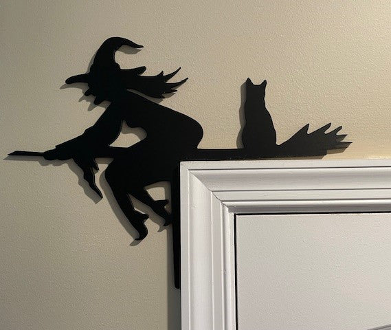 Witch - Halloween Door Corner