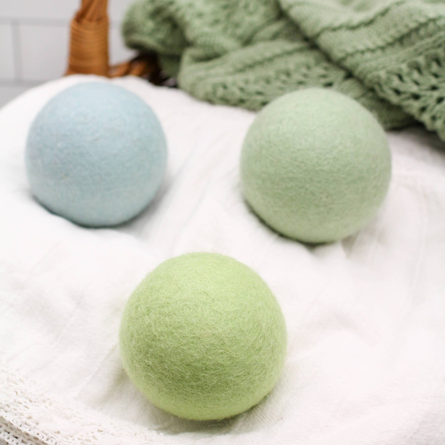 Jade Ombre  - Singles