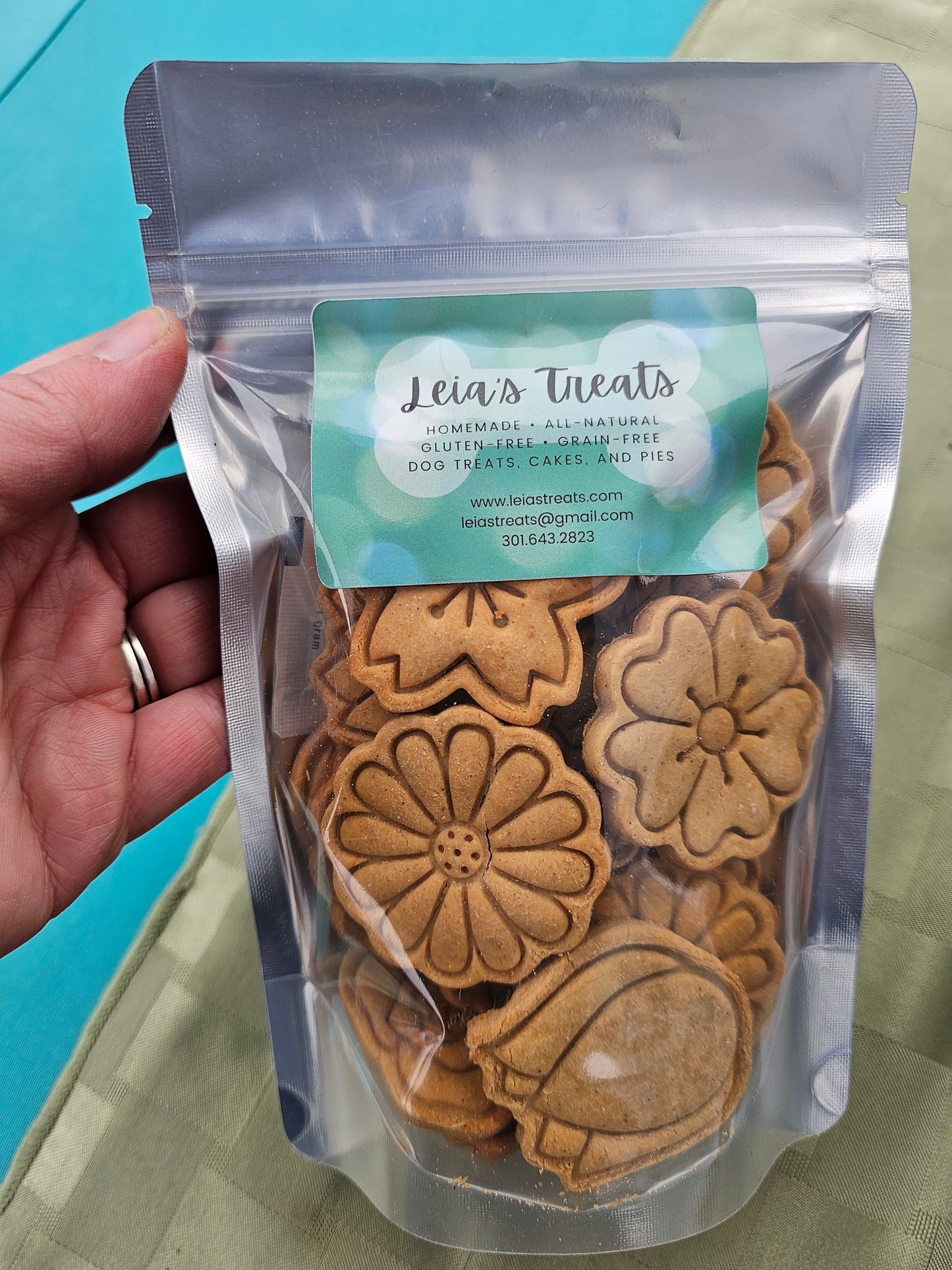I Can Buy My Dog Flowers - Peanut Butter Crunchies 6oz Bag
